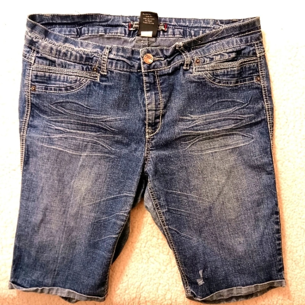 Source of Wisdom LONG JEAN SHORTS Plus Sz 18 Preppy Acid Fade Bohemian Grunge